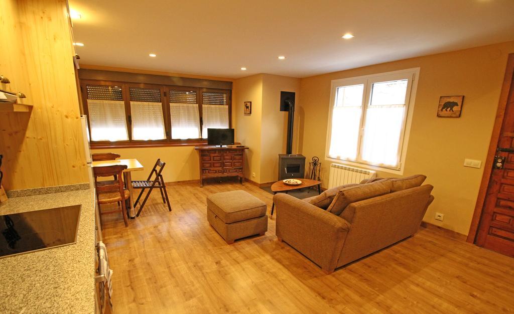 Apartamentos Snoe Mont Romies Salardú Zewnętrze zdjęcie